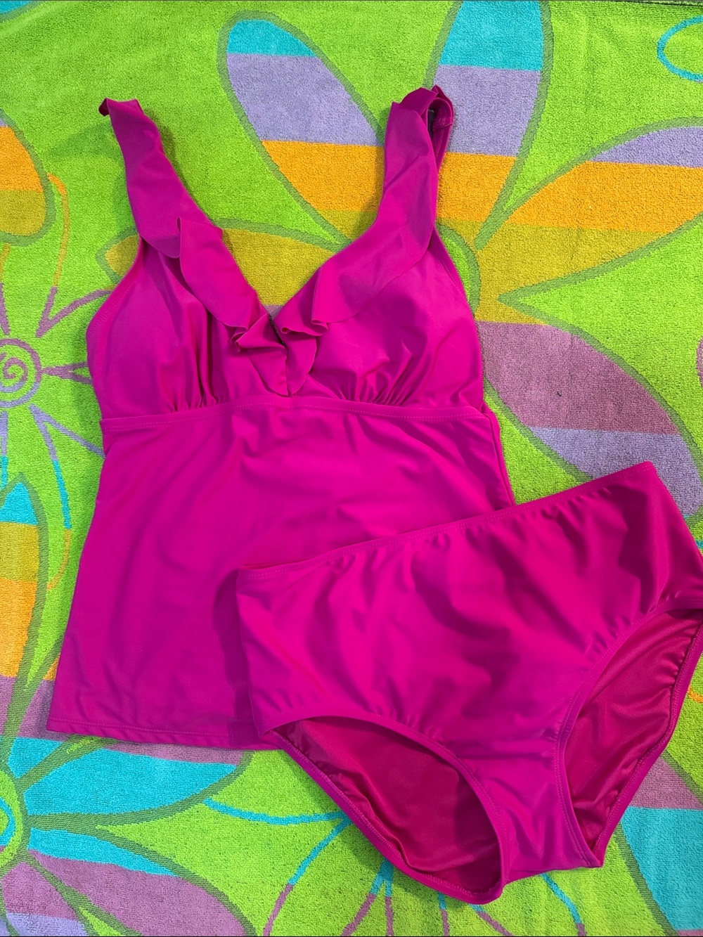 Women's DKNY 2-Piece Ruffle Fuschia Tankini and Bottoms Size XXL